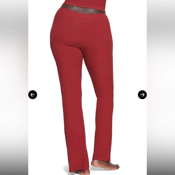Skims Soft Lounge Ruched Pants In Brick - Picture 3 of 7